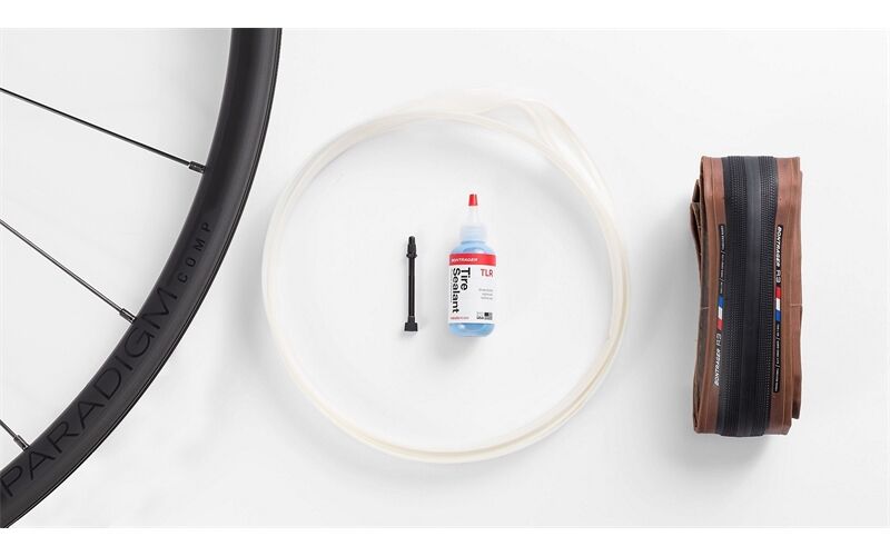 Bontrager Vorderrad Paradigm Comp Disc 12T