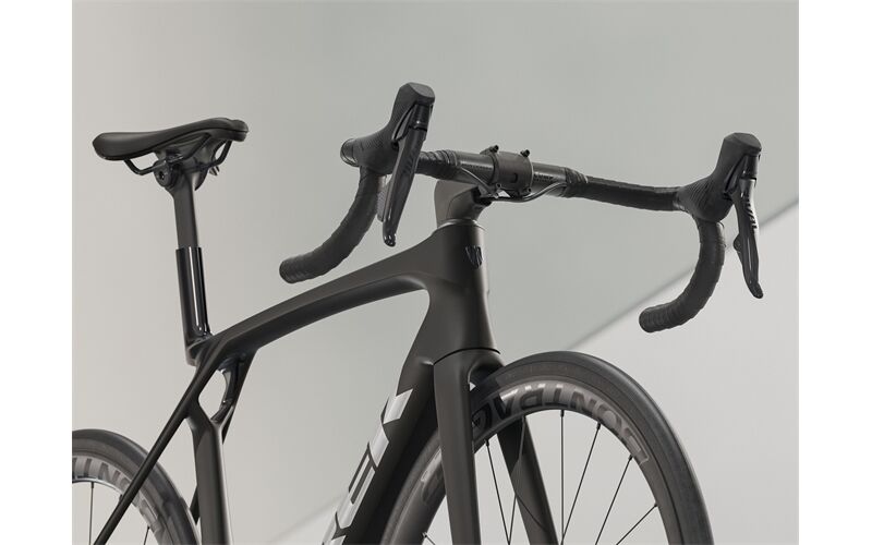 Trek Madone SL 6 AXS Gen 8