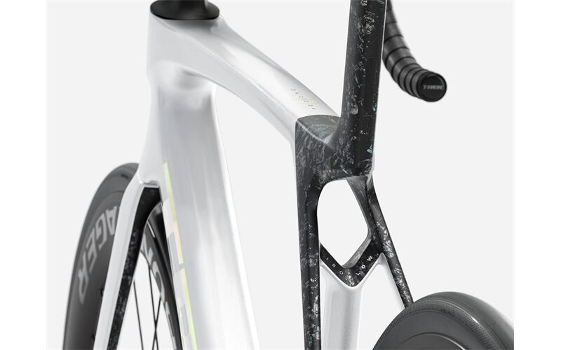 Trek Madone SL 6 L Gloss Crystal White/Matte Deep Smoke