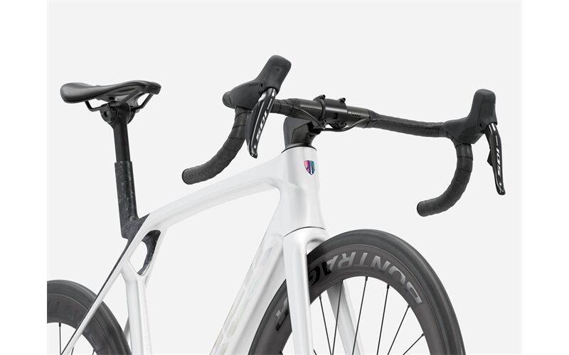 Trek Madone SL 6 L Gloss Crystal White/Matte Deep Smoke